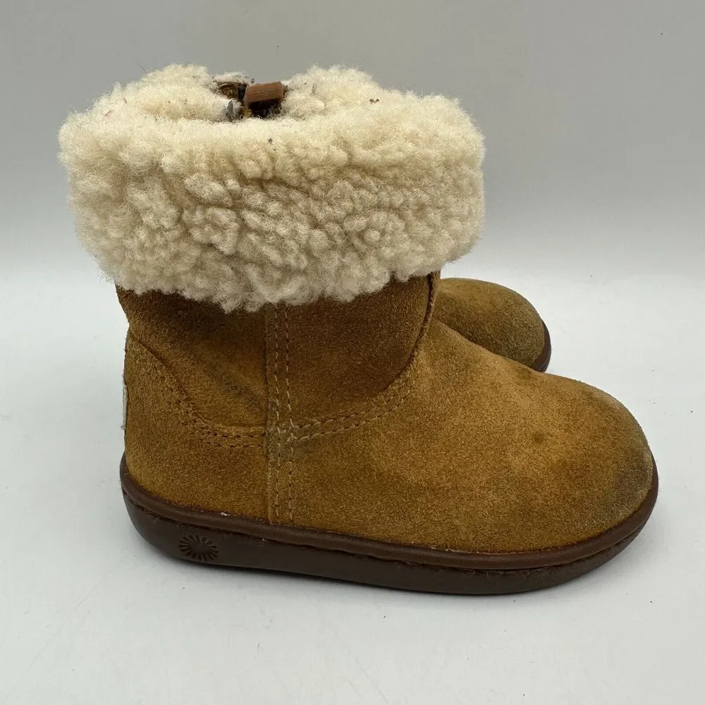 UGG Jorie II Winter Boots Unisex Kid 6 Brown Fur Trim Side Zip Round Toe Comfort